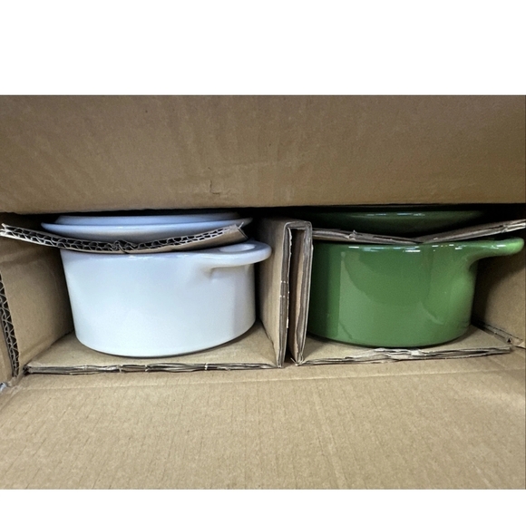 Mini Round Ceramic Cocotte Set - Picture 4 of 5